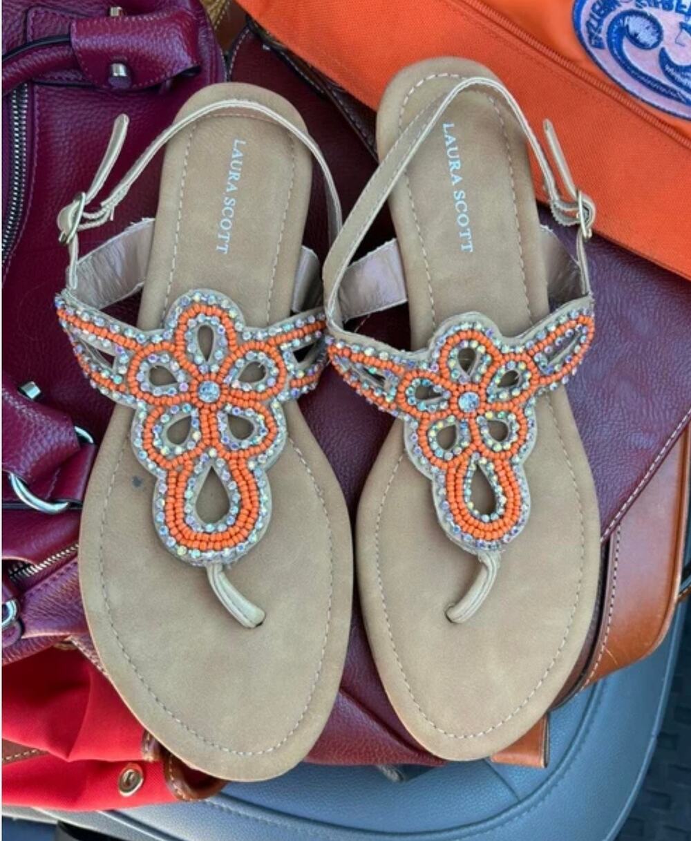 Laura Scott Beaded Thong Sandals with Floral Cross-Embellished Detail